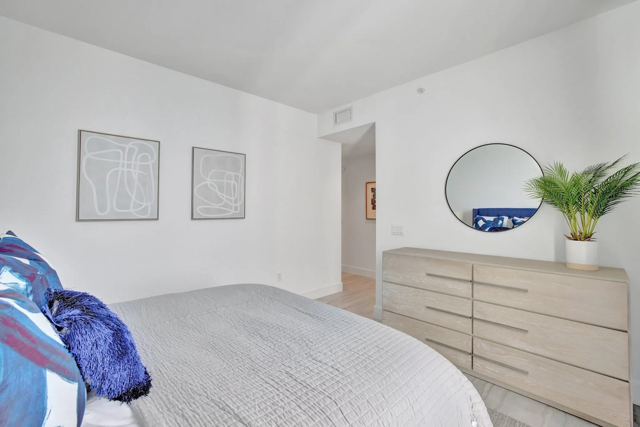 100 E Las Olas Blvd, #4301