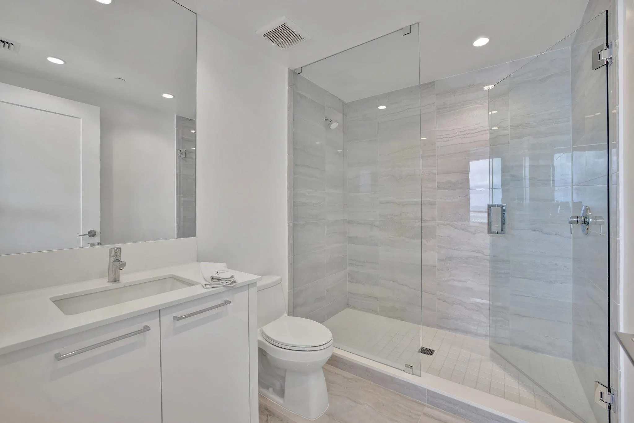 100 E Las Olas Blvd, #4301