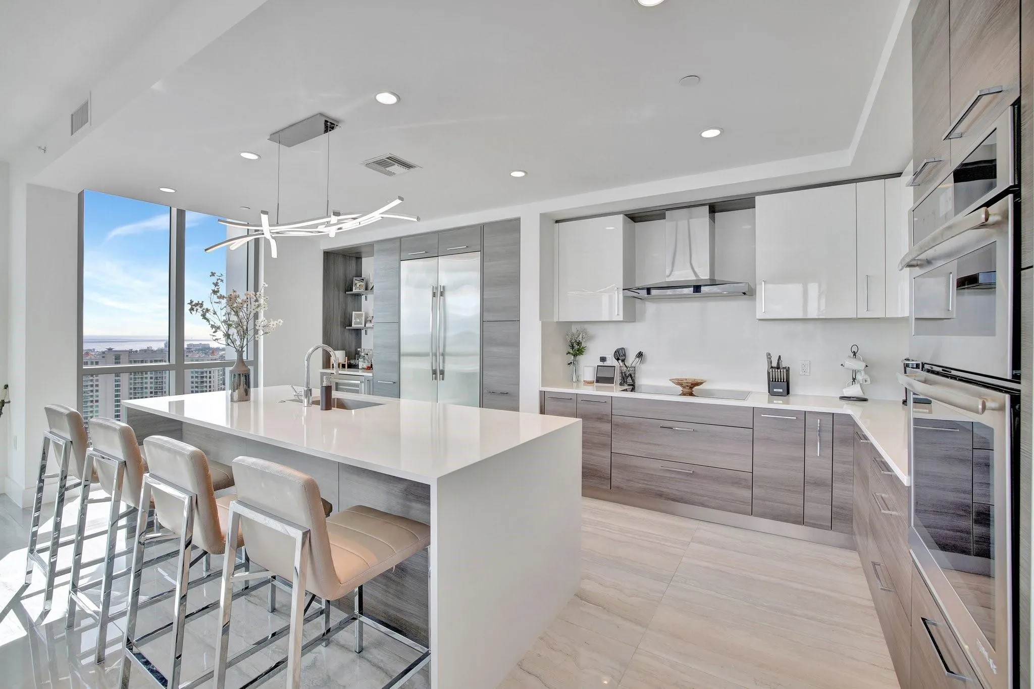 100 E Las Olas Blvd, #4301