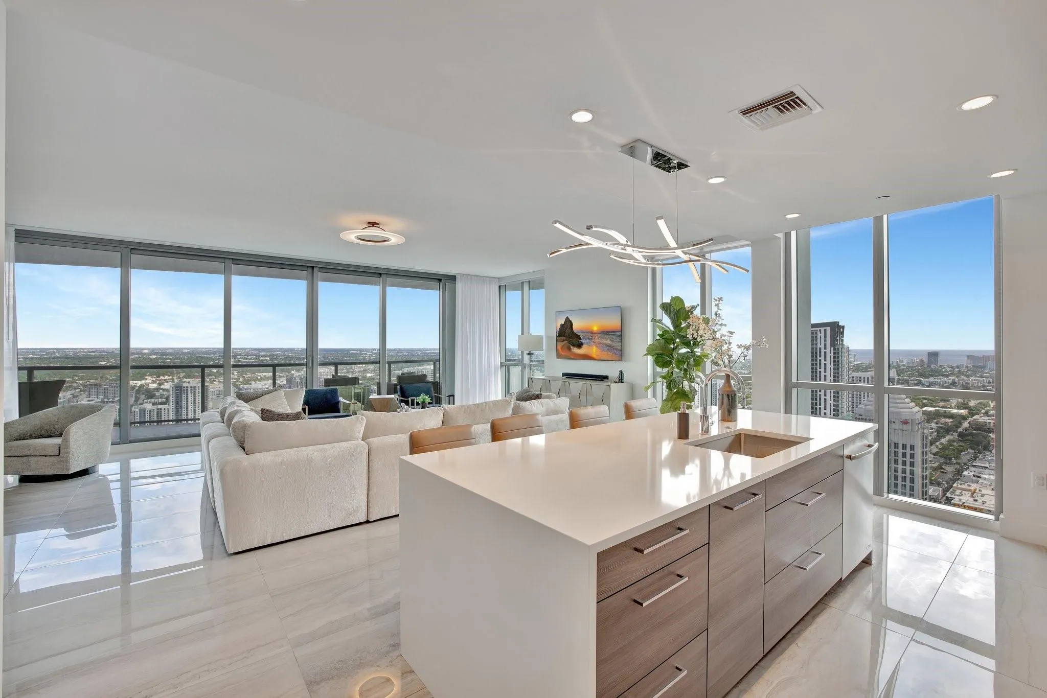 100 E Las Olas Blvd, #4301