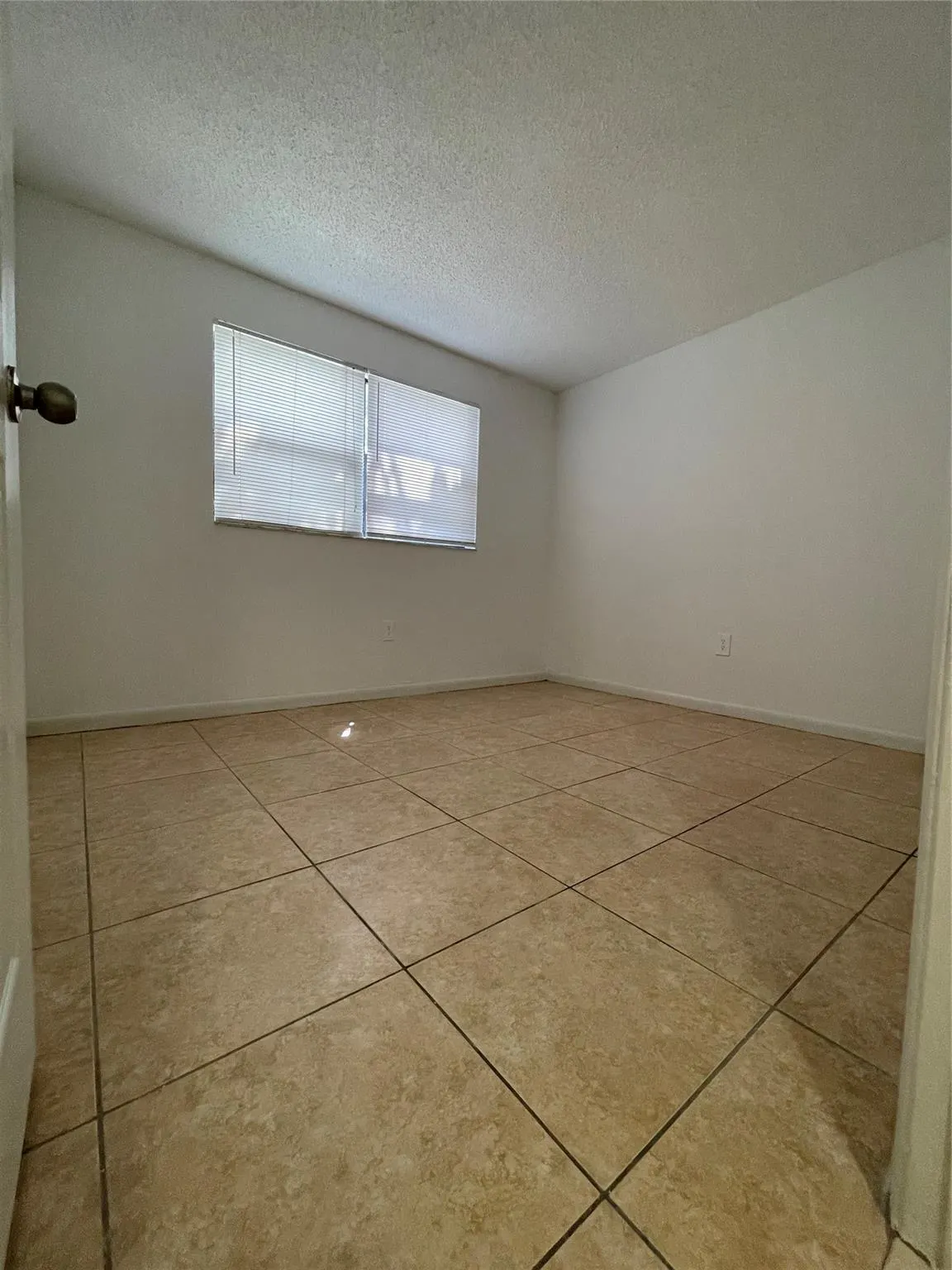 9885 Nob Hill Ln, #9885