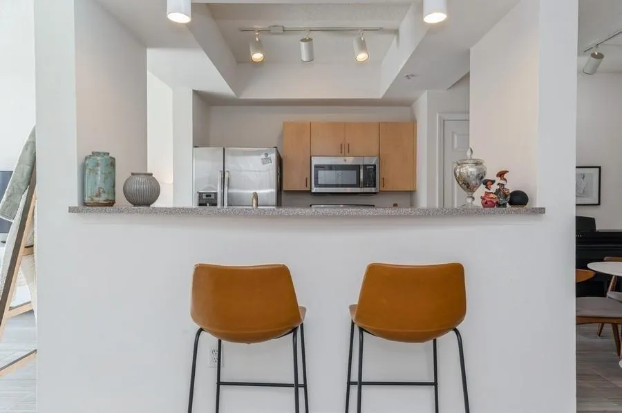 533 NE 3rd Ave, #551