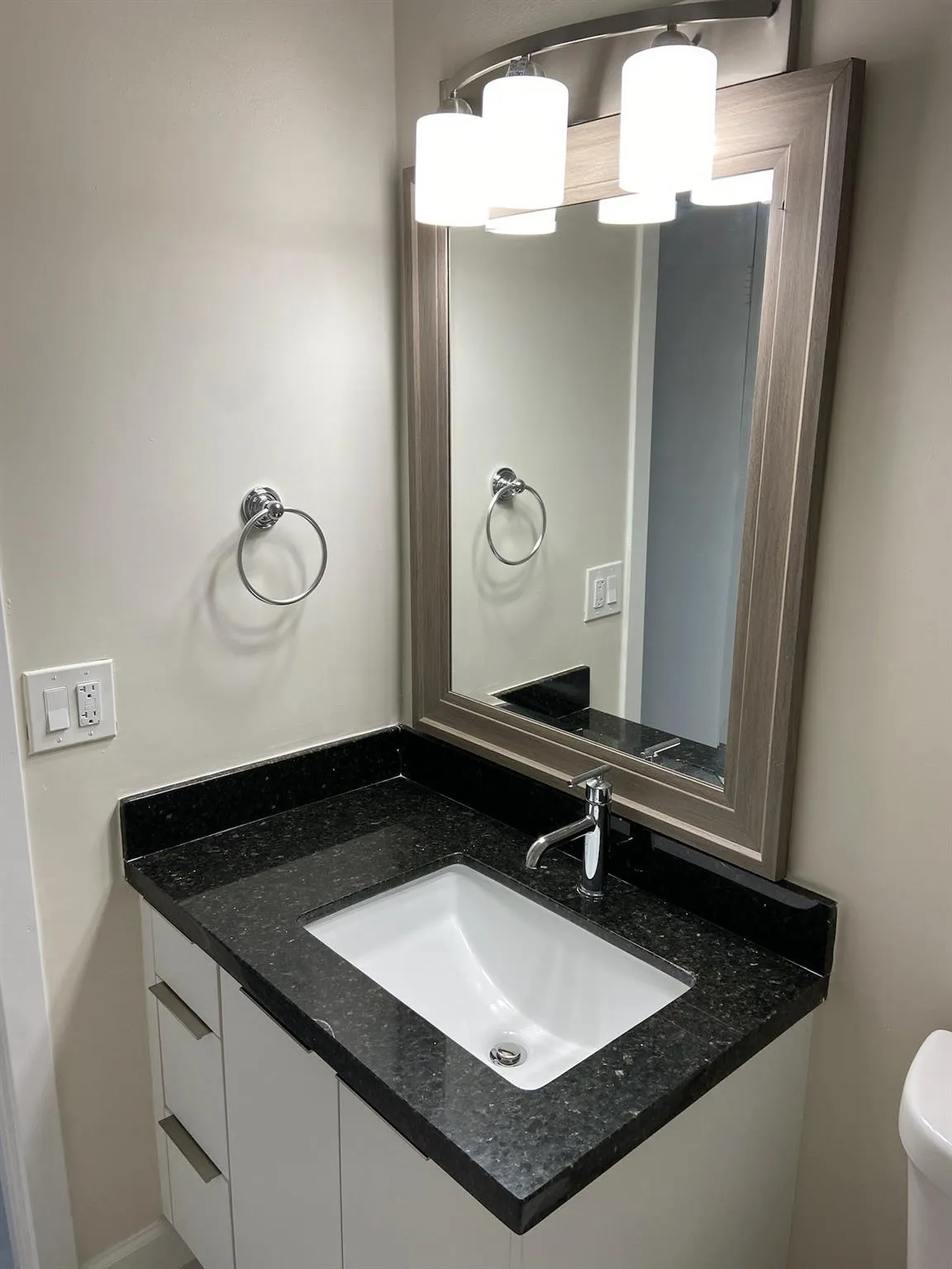 6540 NE 18th Ave, #305