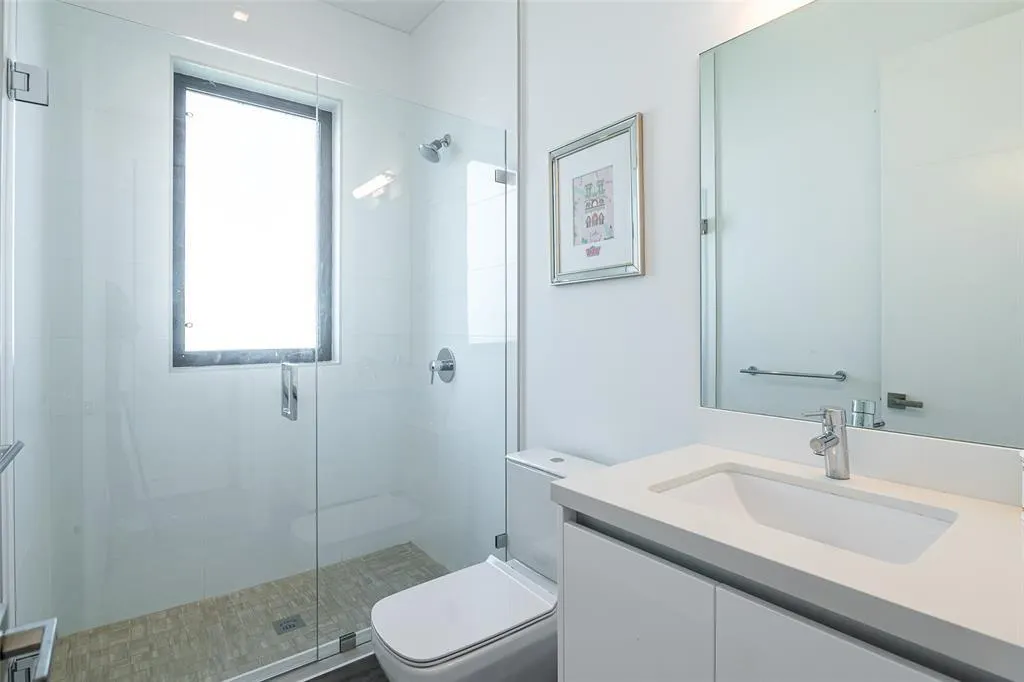 16552 Botaniko Dr S