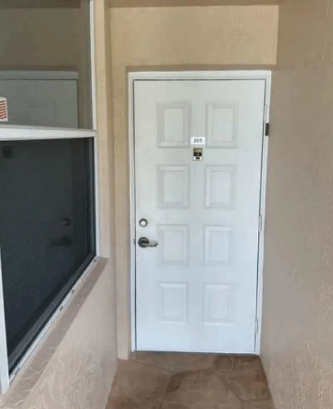 10160 NW 24th Pl, #205