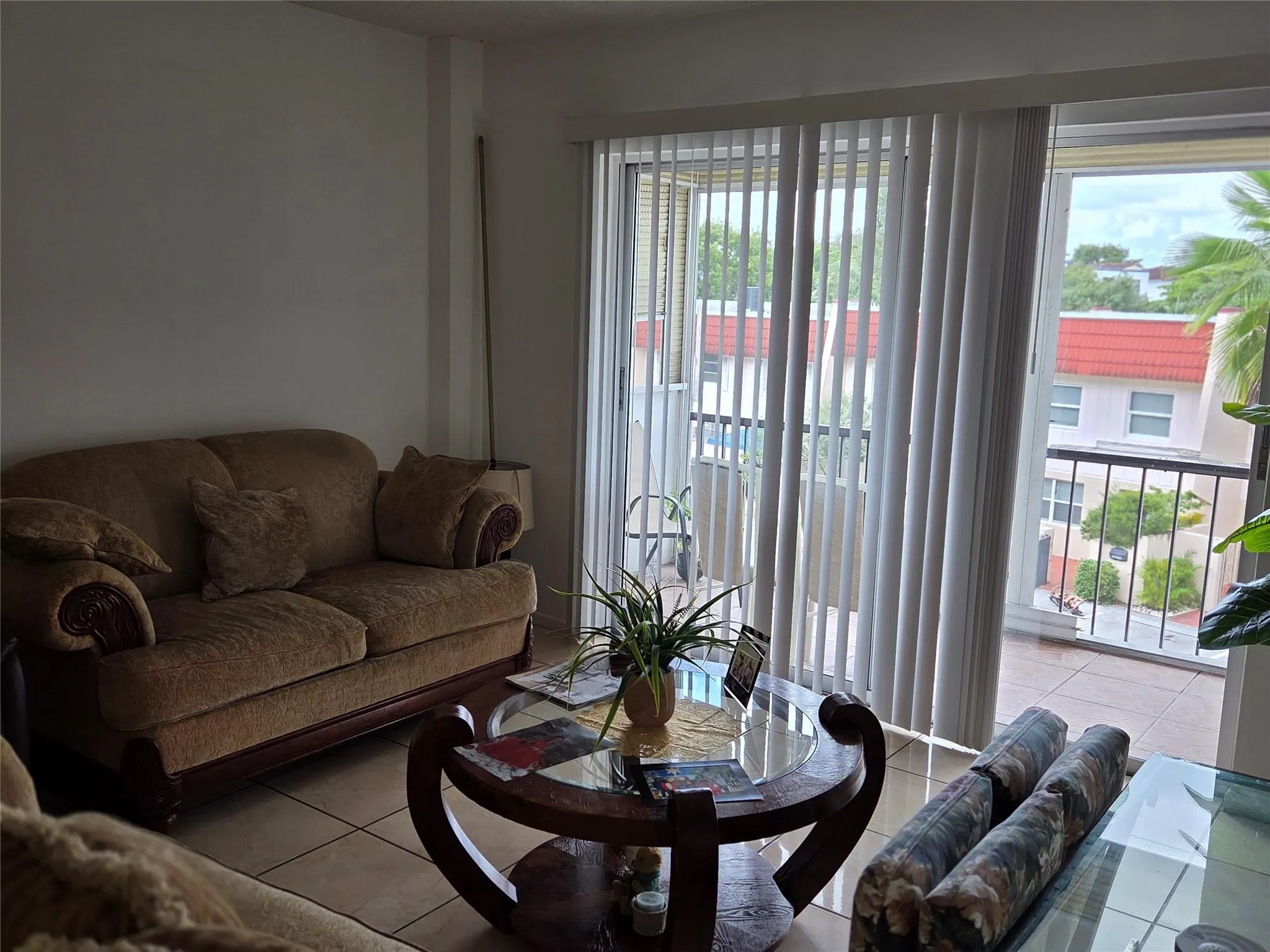 4152 Inverrary Dr, #310