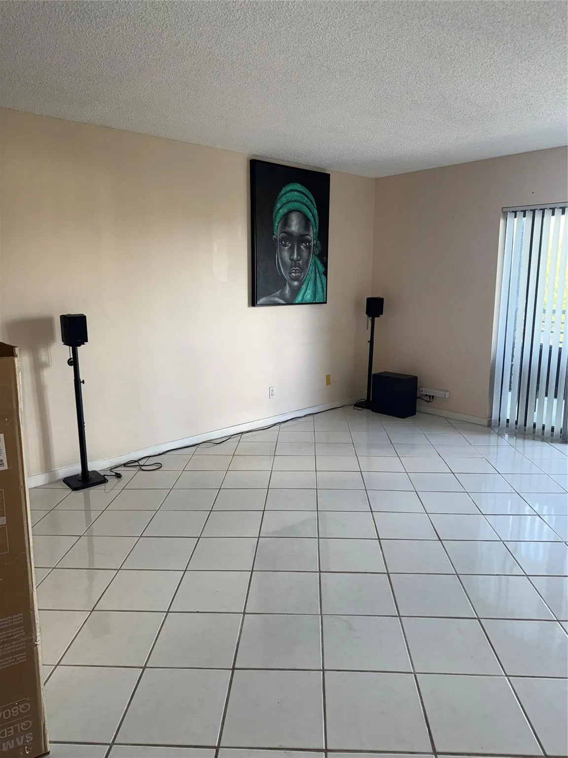 3700 N Pine Island Rd, #412