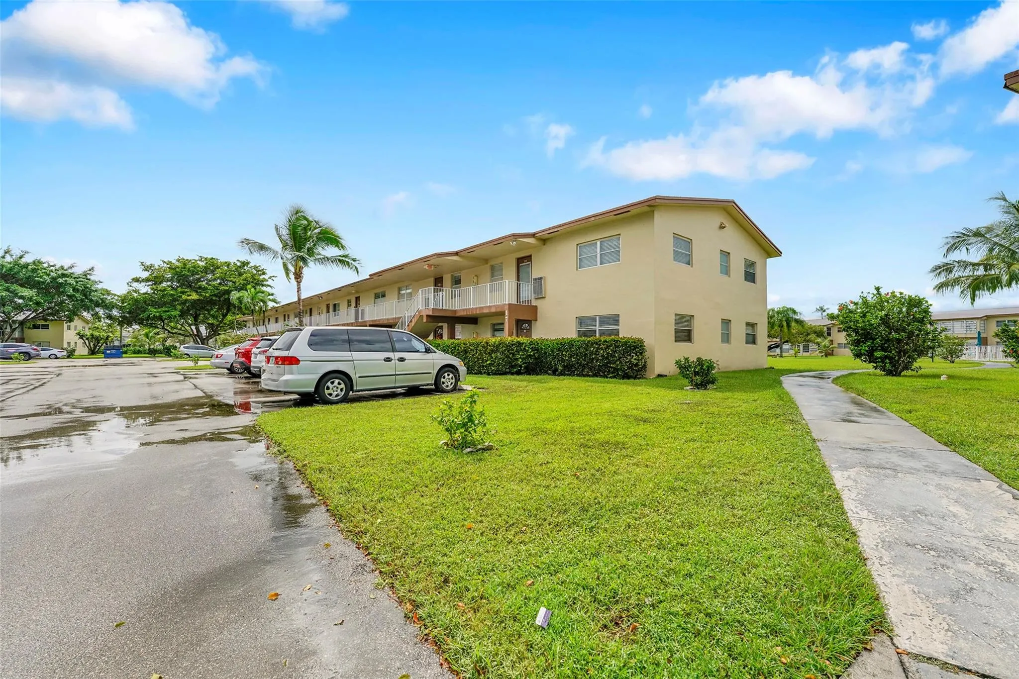 7355 NW 4th Pl, #107