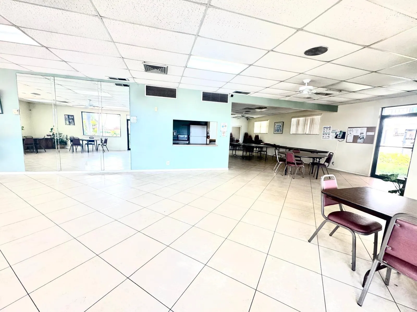 2161 W Woolbright Rd, #m202