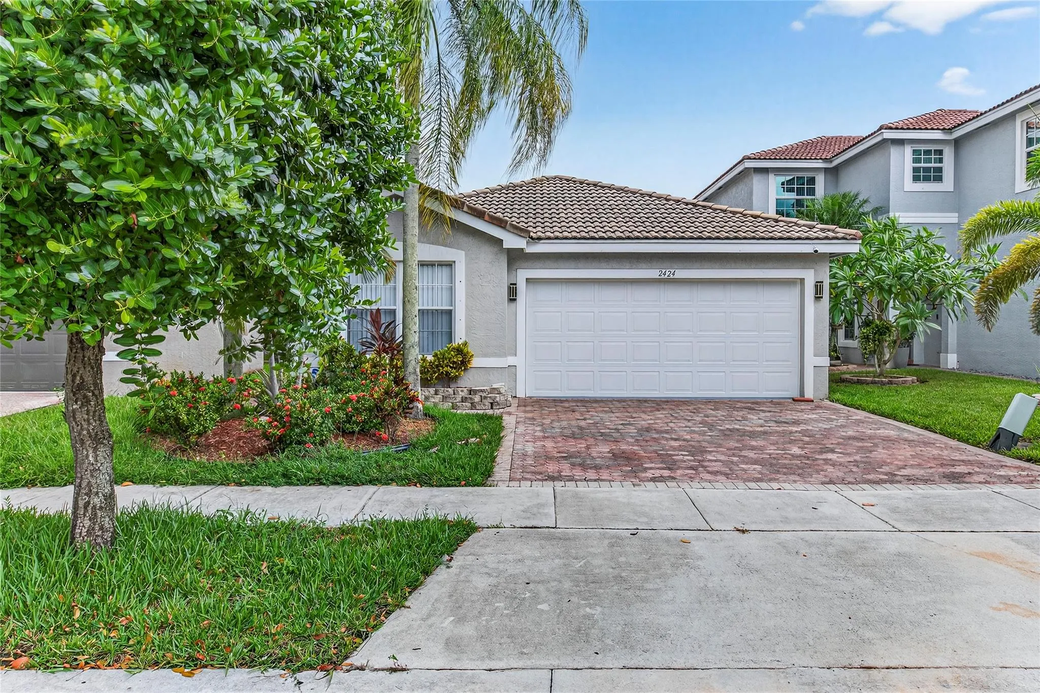 2424 SW 162nd Ave