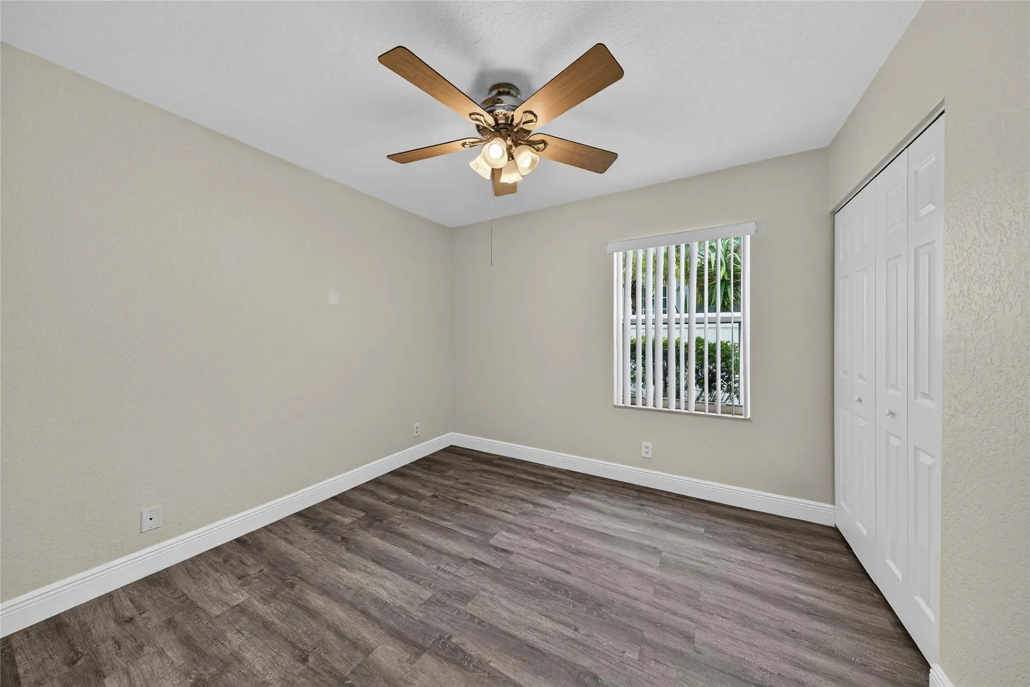 2424 SW 162nd Ave