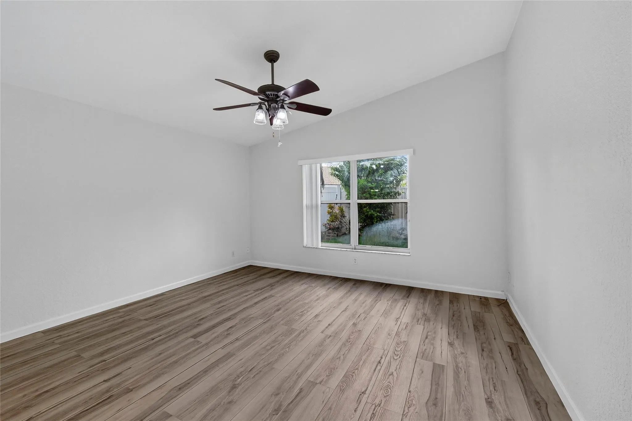 2424 SW 162nd Ave