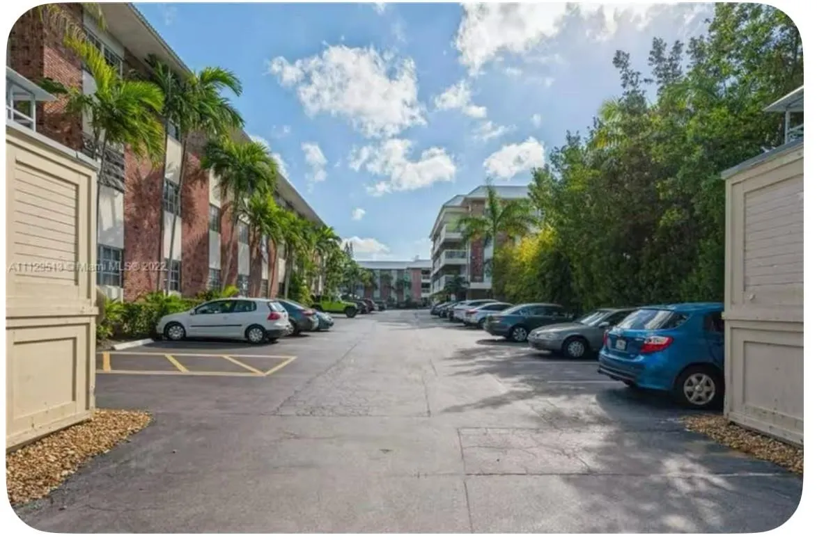2426 SE 17th St, #308A