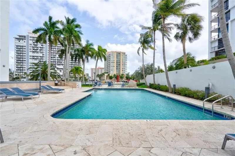 2670 E Sunrise Blvd, #1119