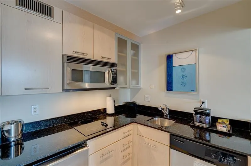 2670 E Sunrise Blvd, #1119
