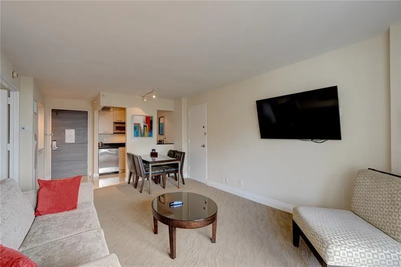 2670 E Sunrise Blvd, #1119