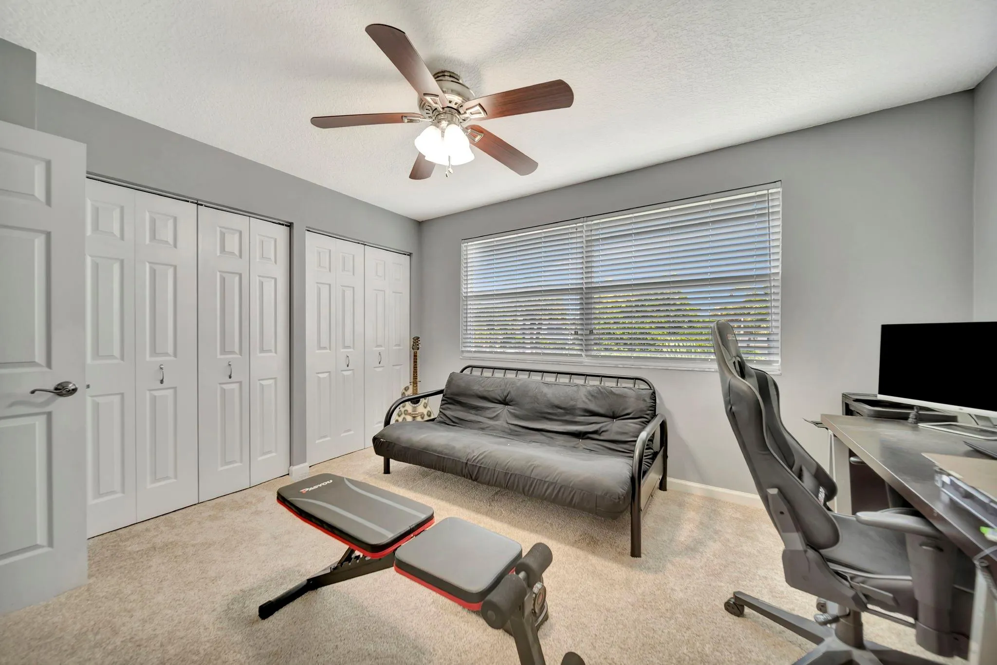2635 NE 15th St, #2635