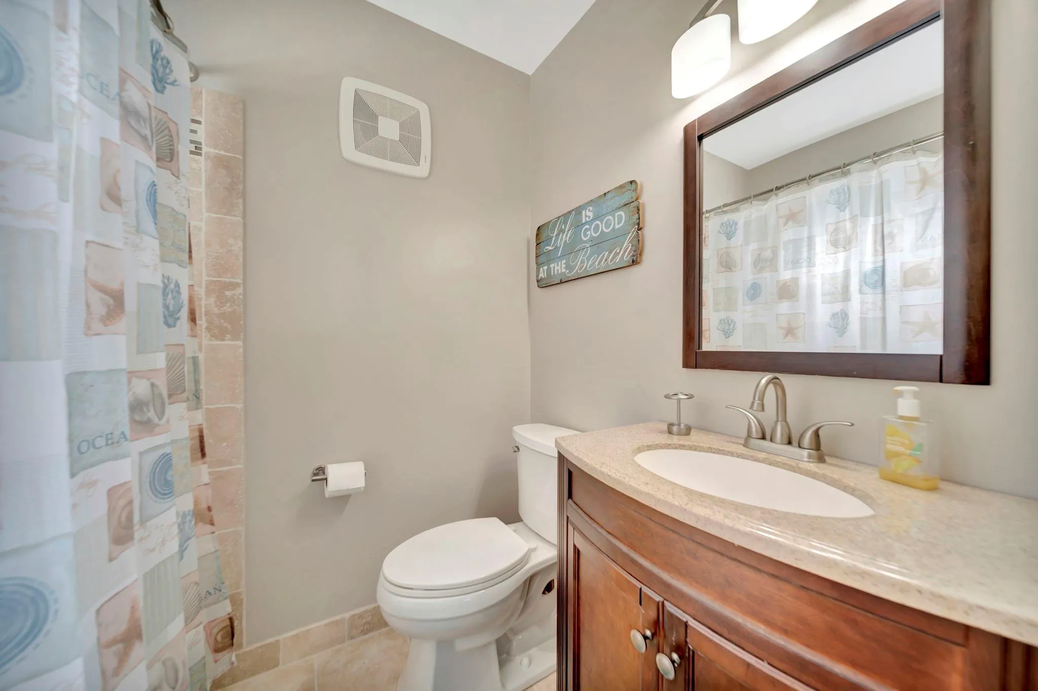 2635 NE 15th St, #2635