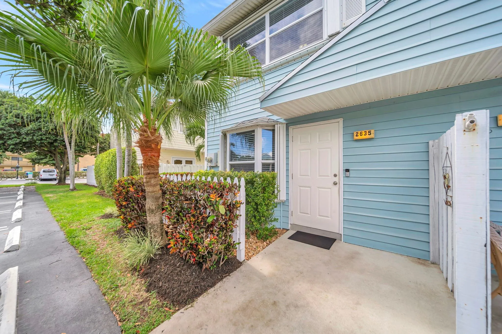 2635 NE 15th St, #2635