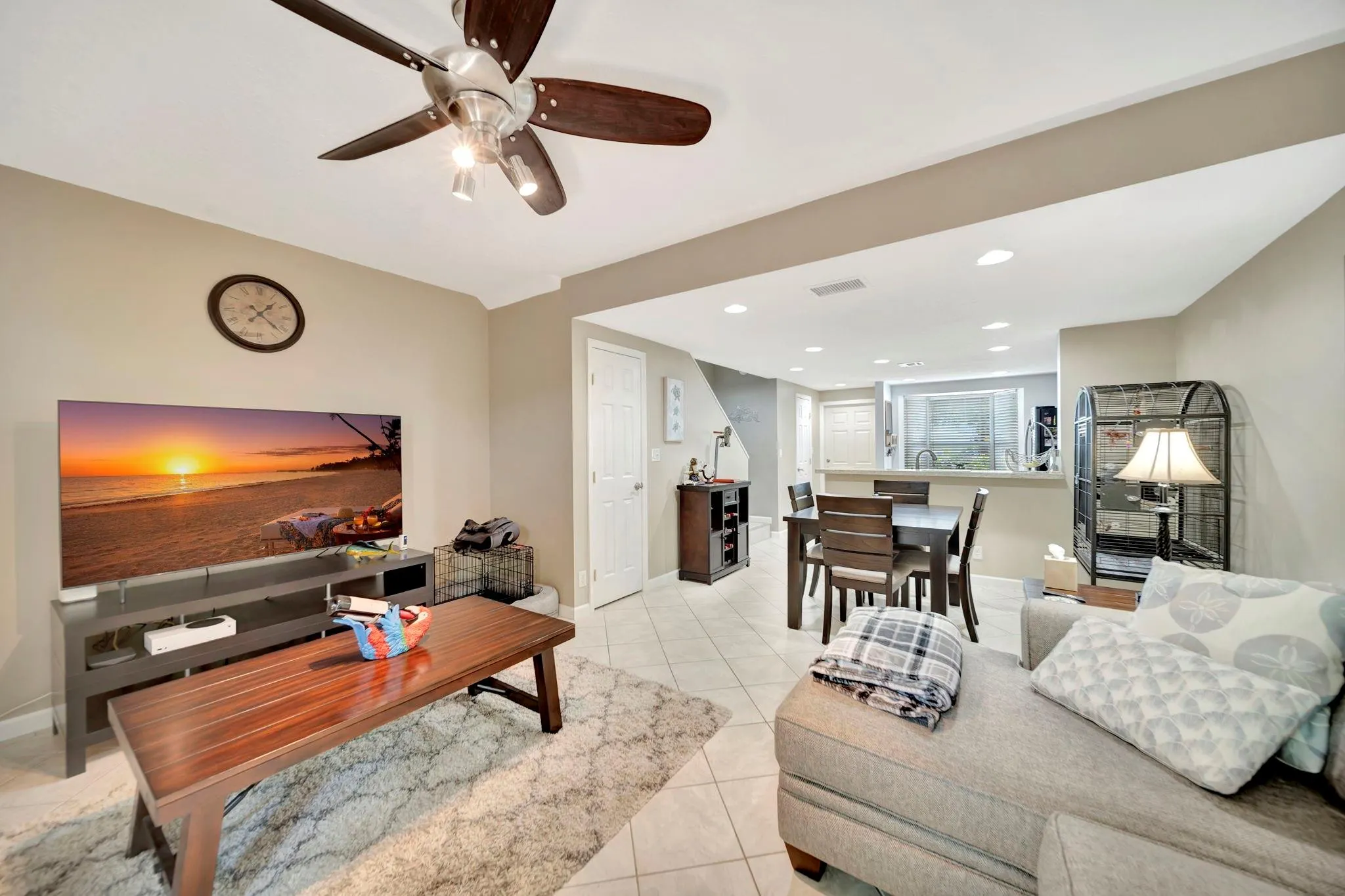 2635 NE 15th St, #2635