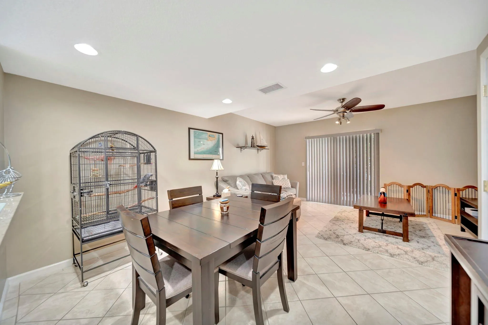 2635 NE 15th St, #2635