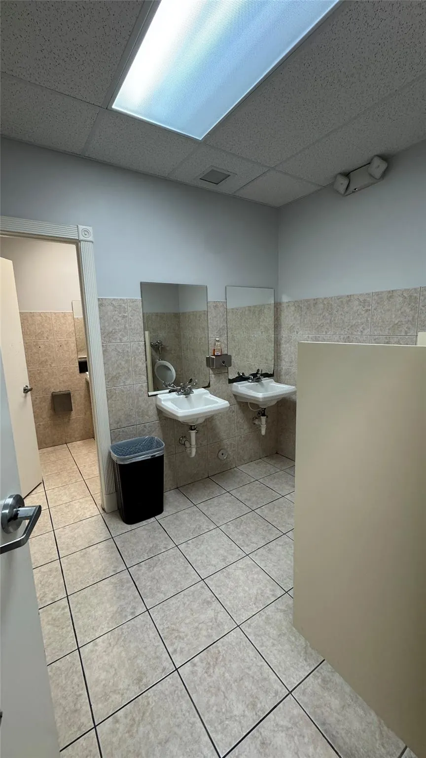 7451 Wiles Rd, #104&105