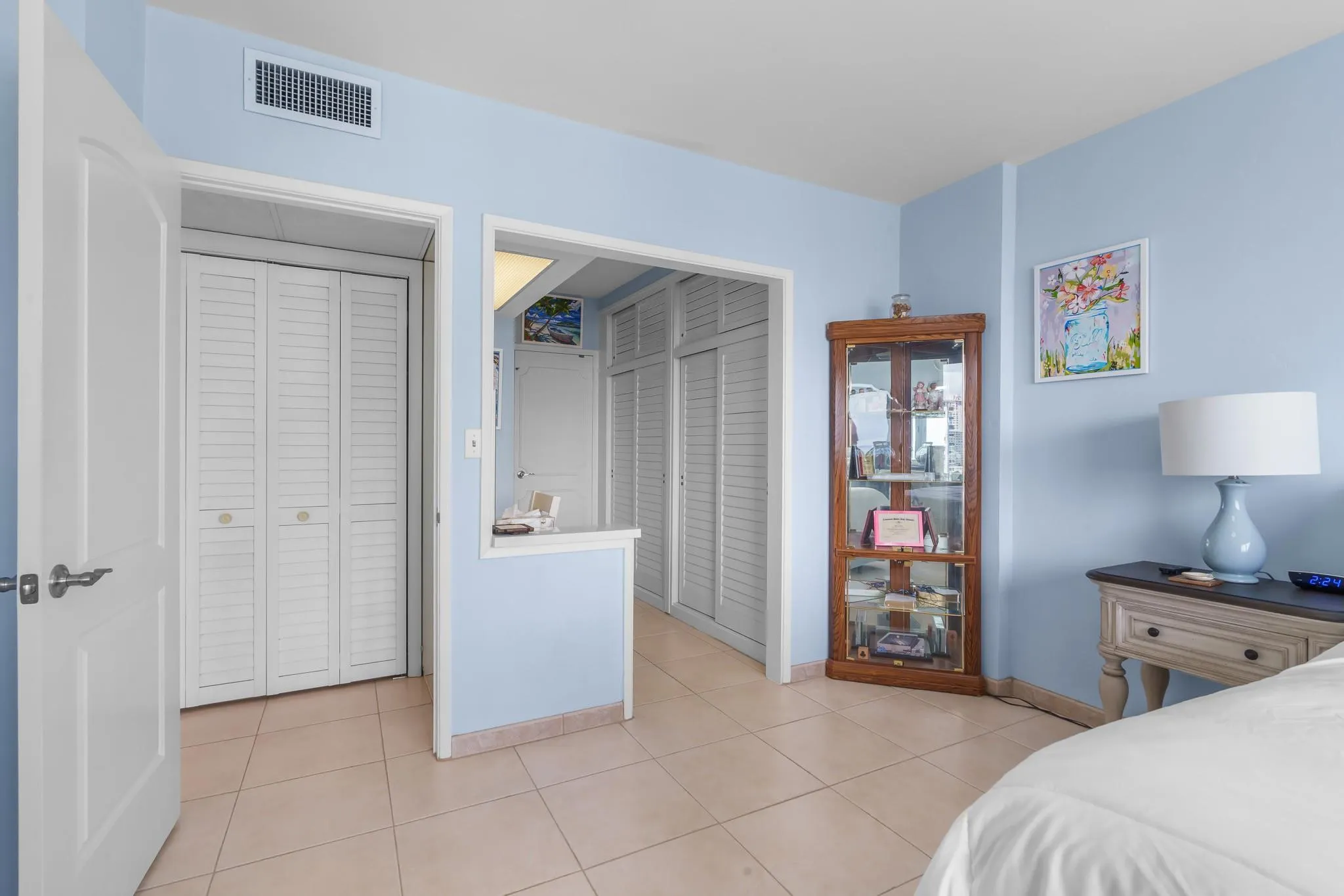 3233 NE 34th St, #1207