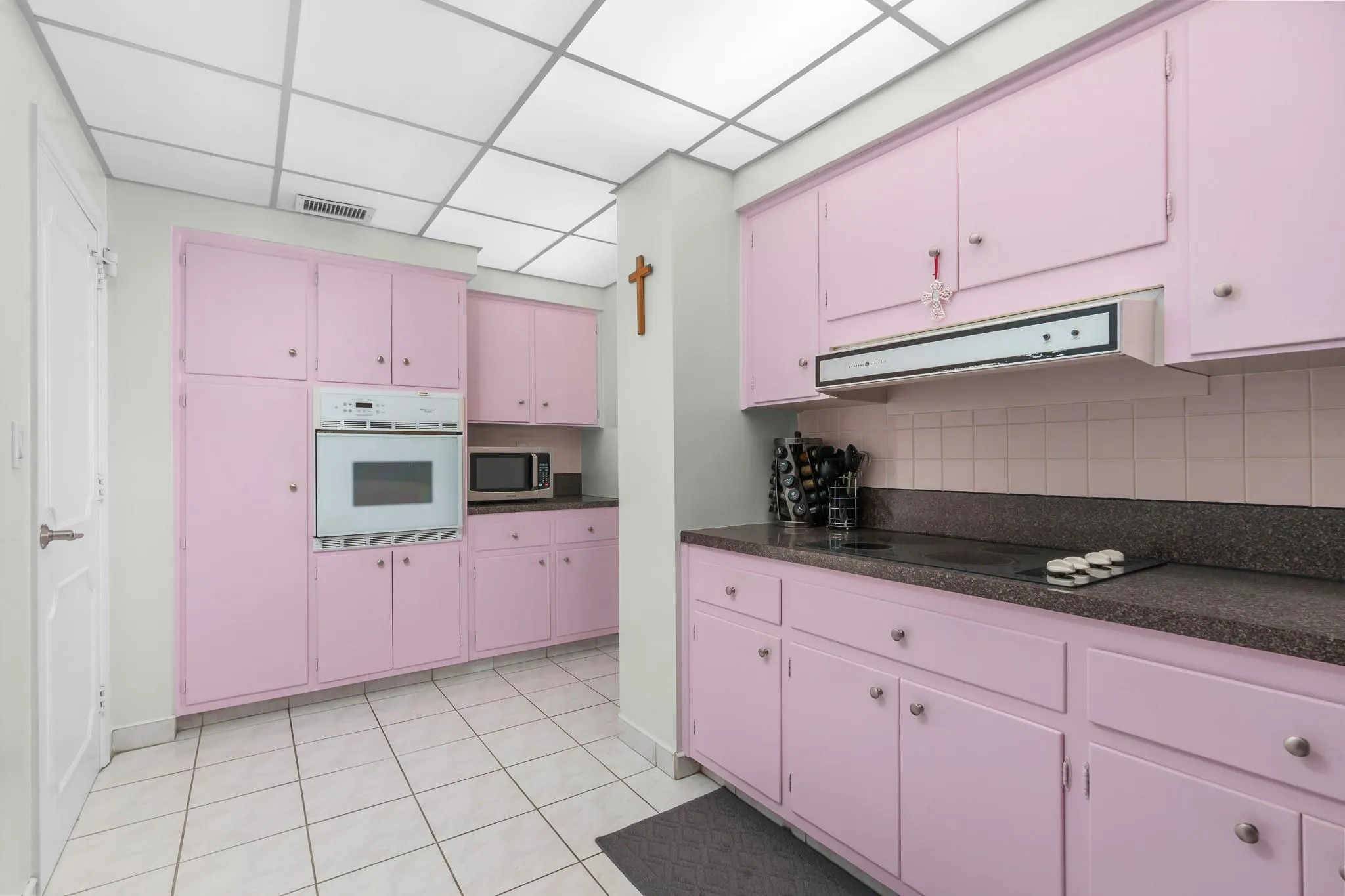 3233 NE 34th St, #1207