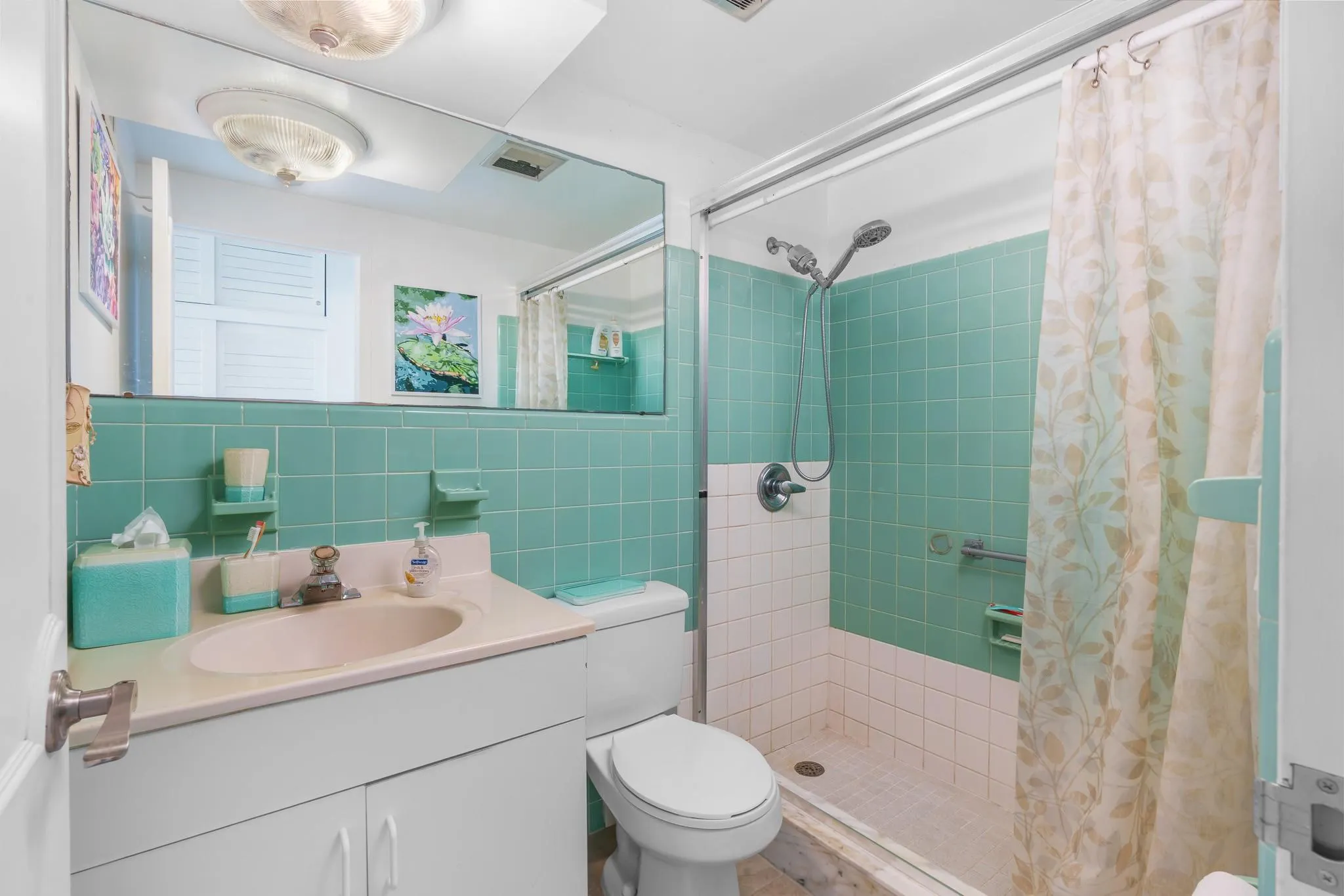 3233 NE 34th St, #1207