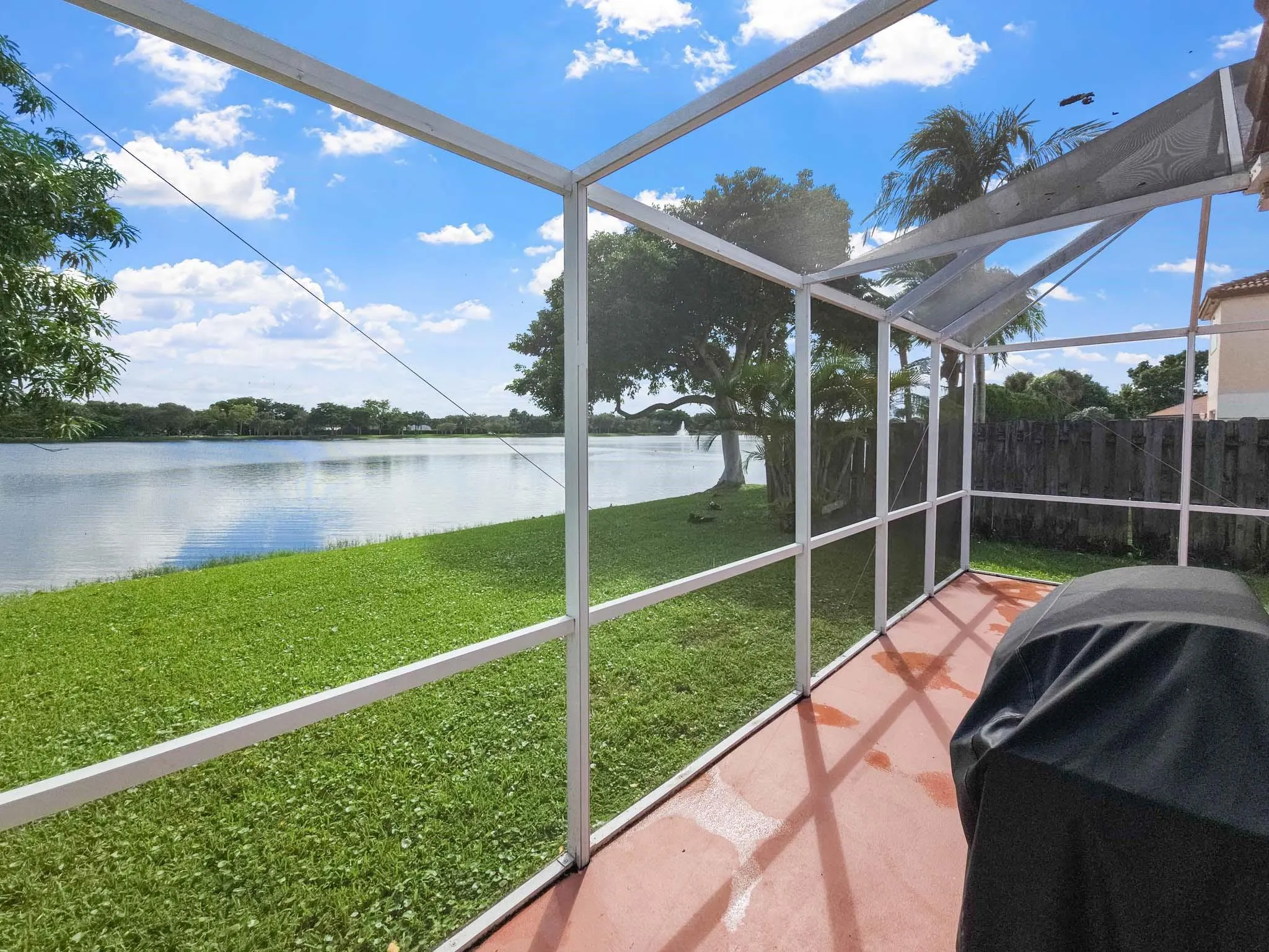 5090 NW 54th St