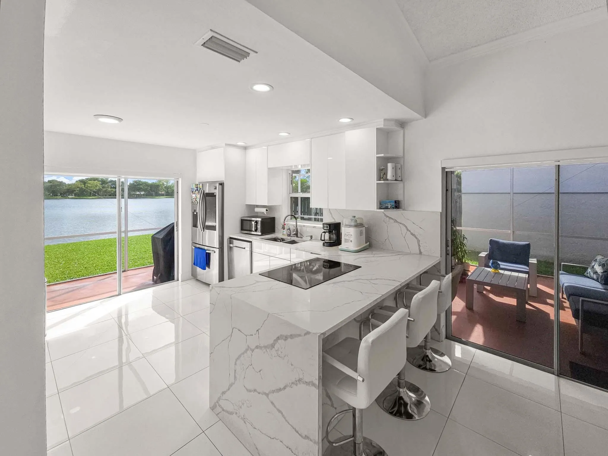5090 NW 54th St