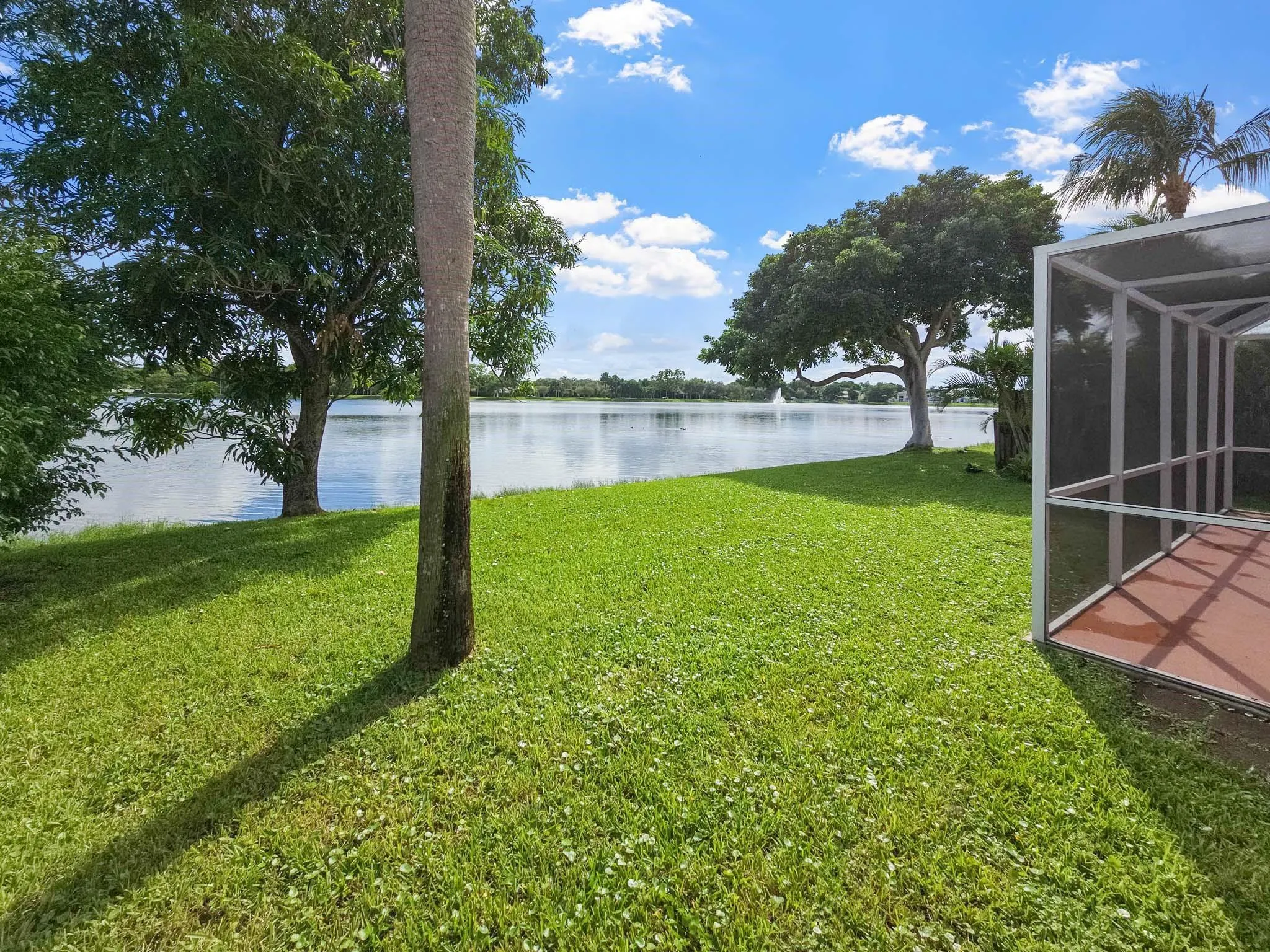 5090 NW 54th St