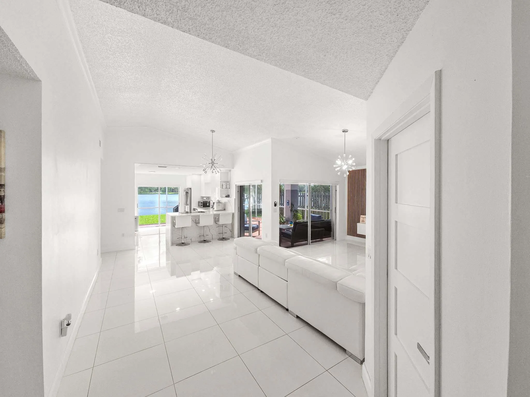 5090 NW 54th St