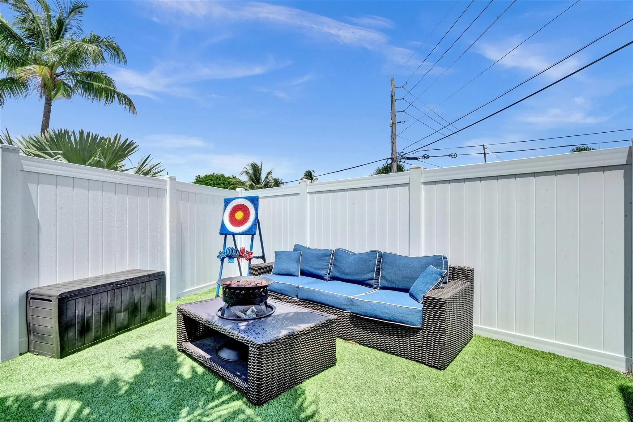 106 SE 10th Ct