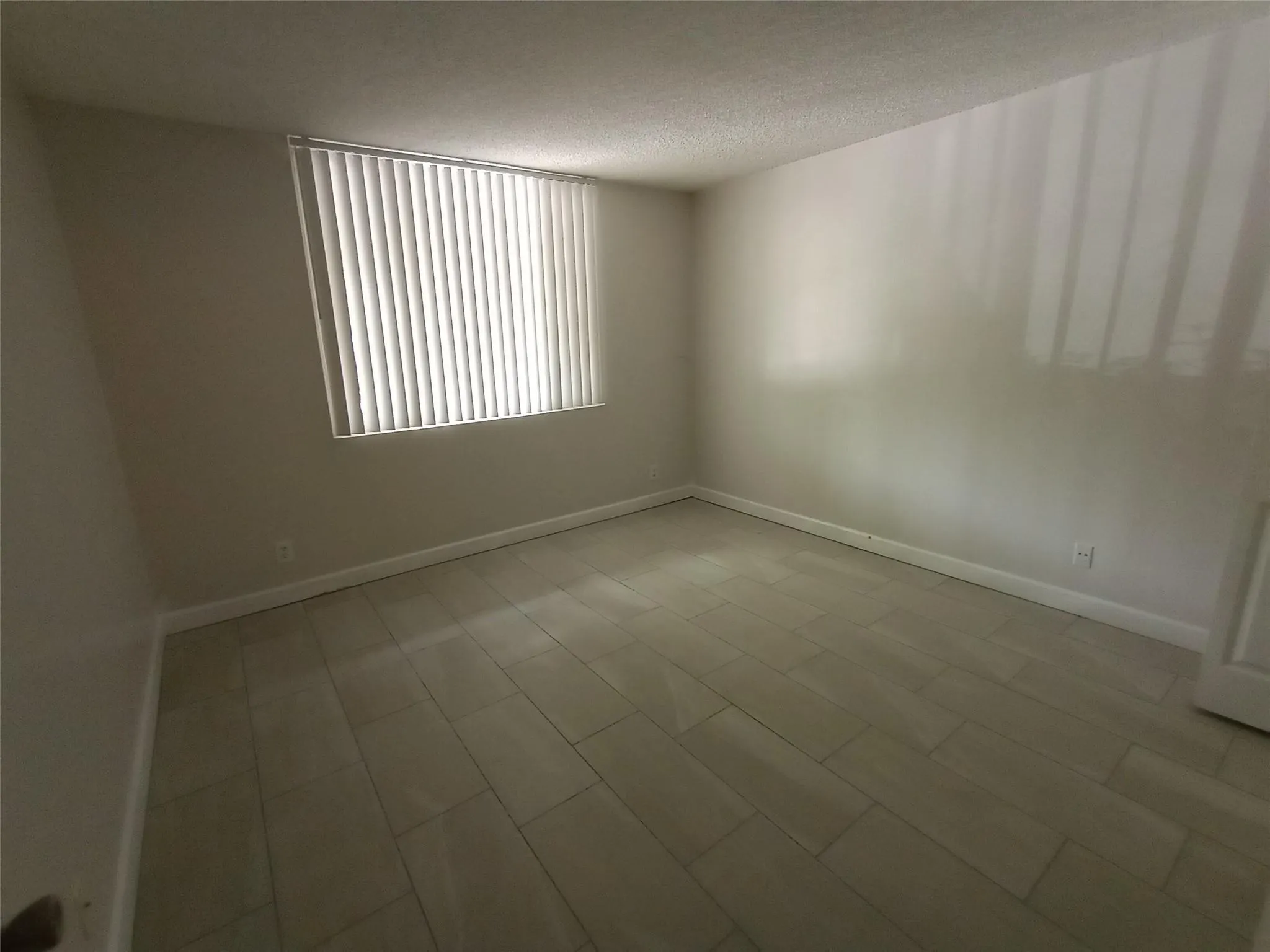 751 Lyons Rd, #18-103