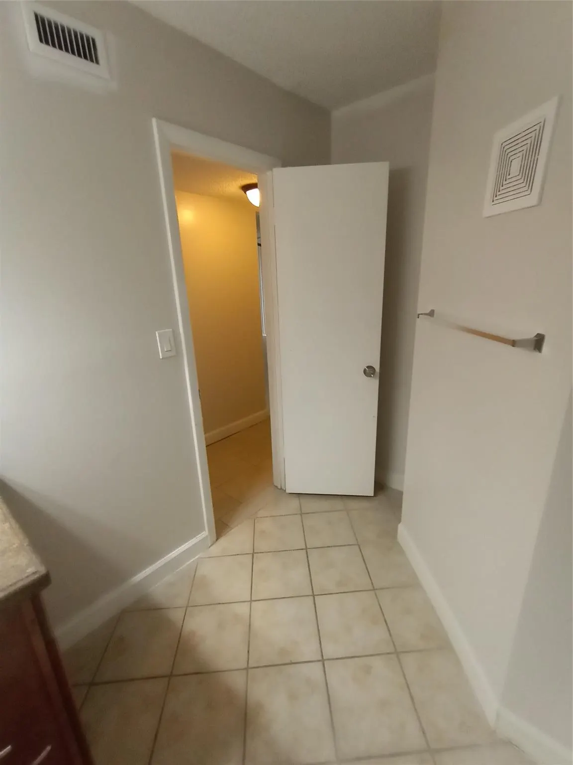 751 Lyons Rd, #18-103