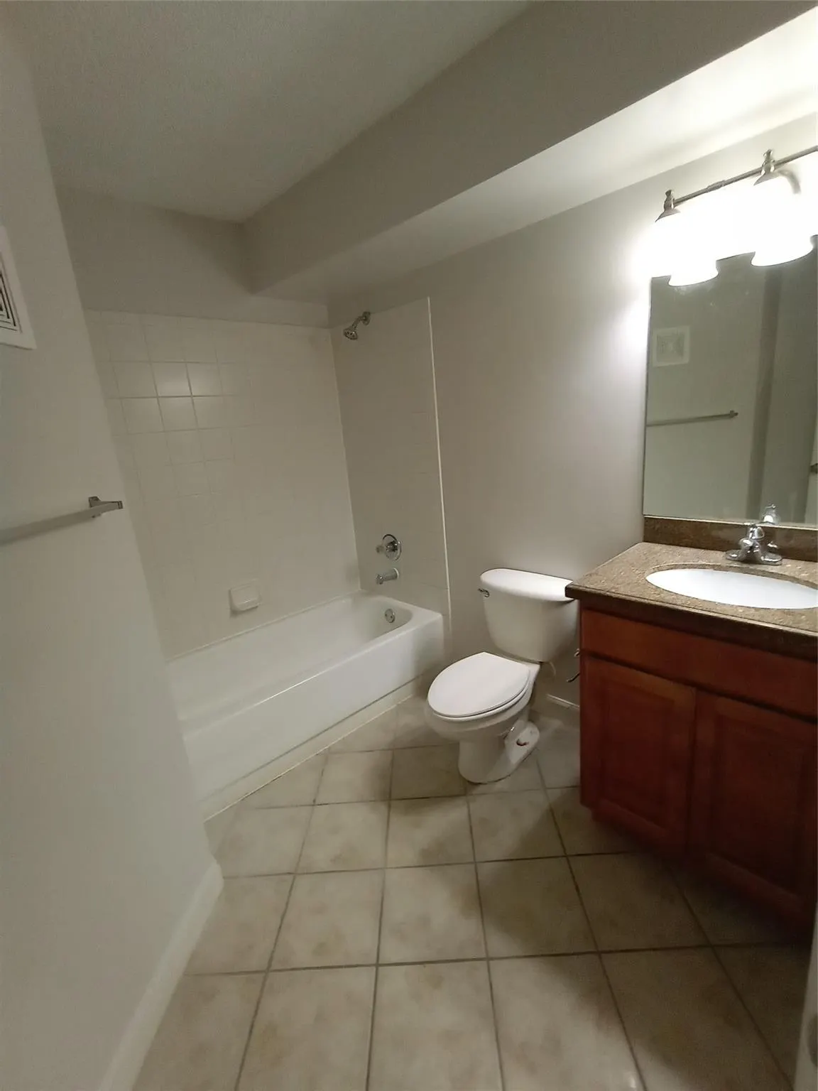 751 Lyons Rd, #18-103