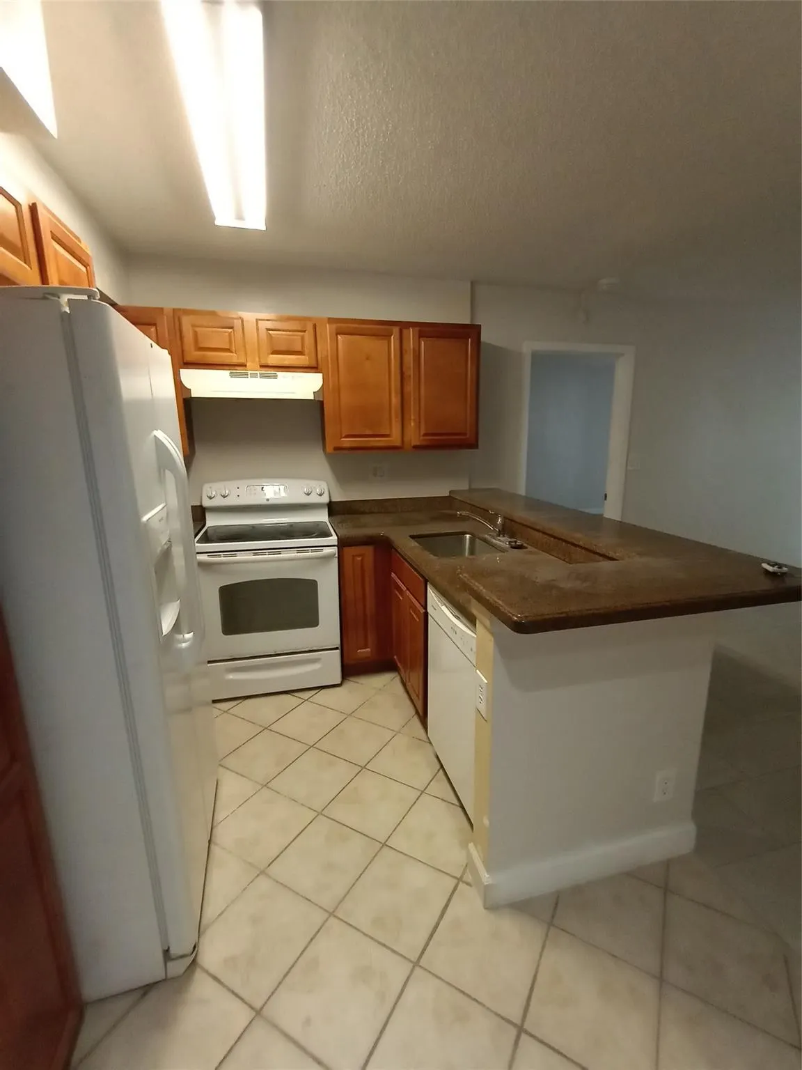 751 Lyons Rd, #18-103