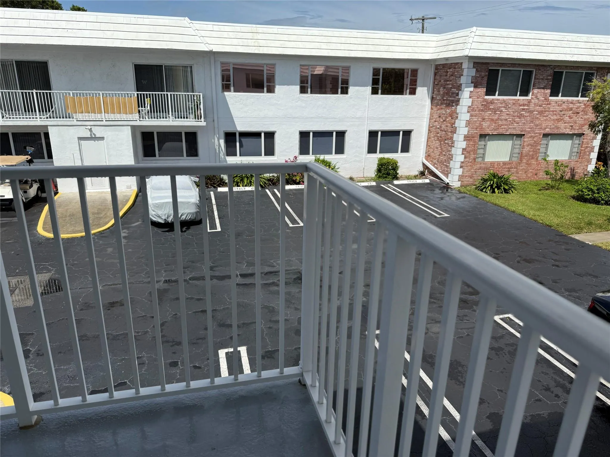412 S Cypress Rd, #225