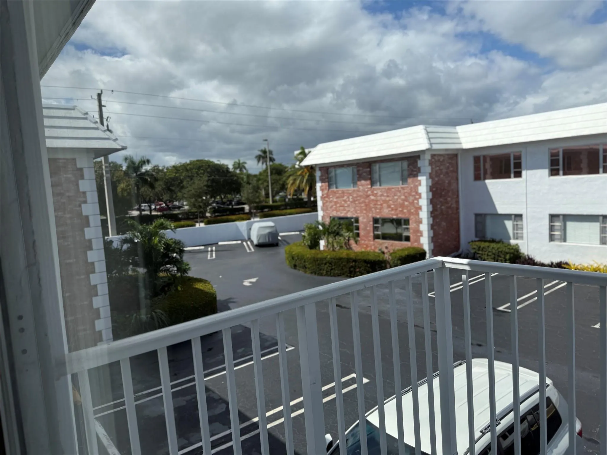 412 S Cypress Rd, #225