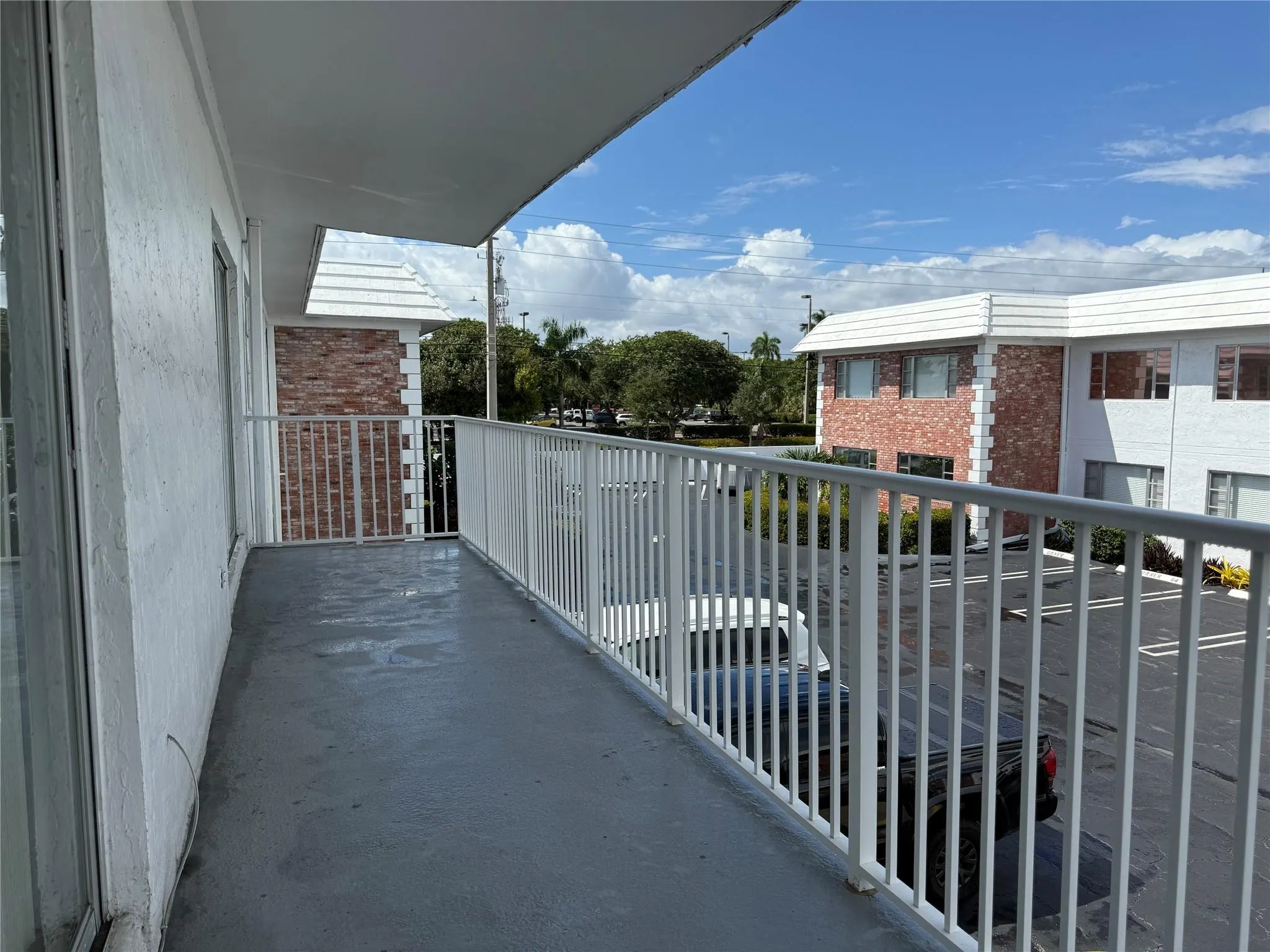 412 S Cypress Rd, #225