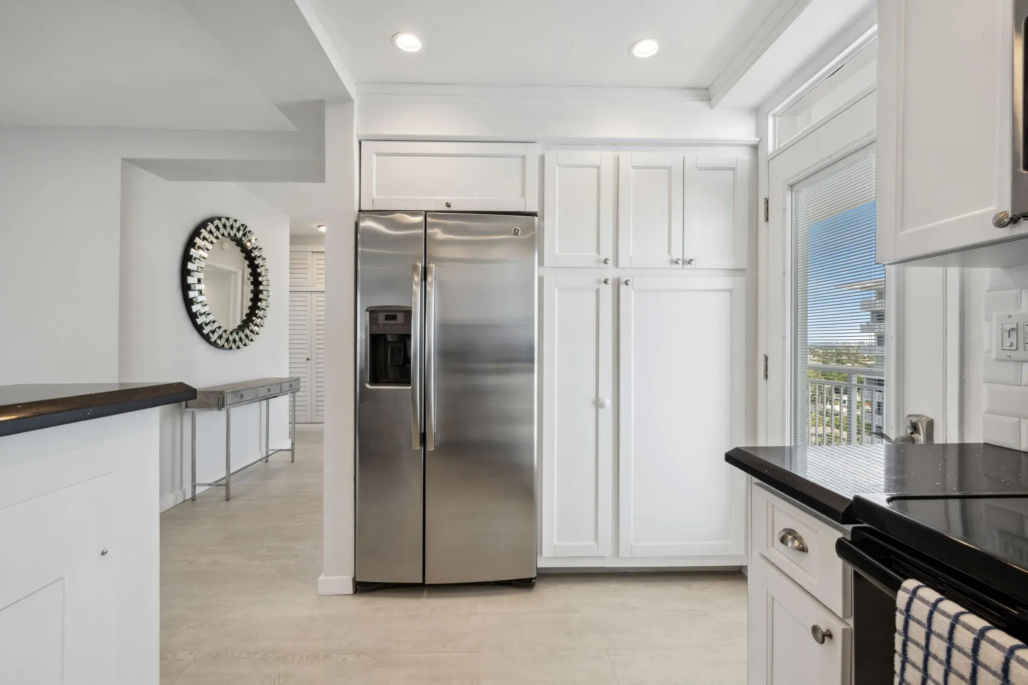 1920 S Ocean Dr, #1504
