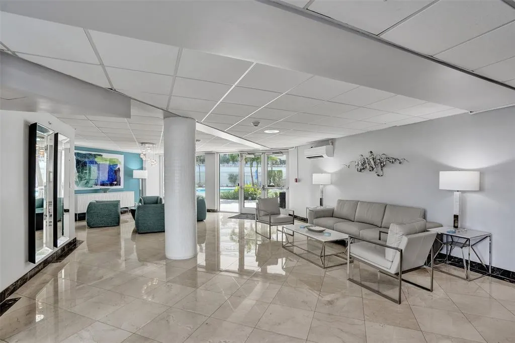 1920 S Ocean Dr, #1504