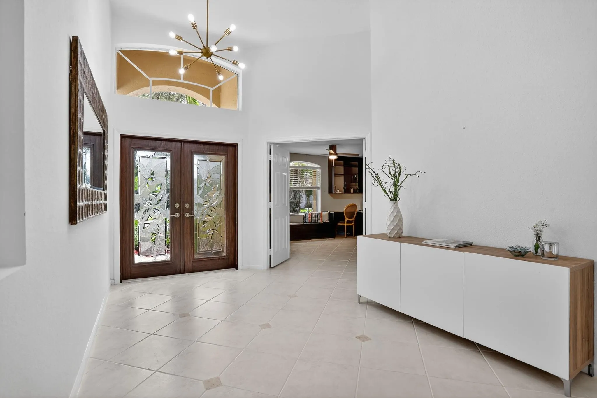 2807 Oakbrook Ln