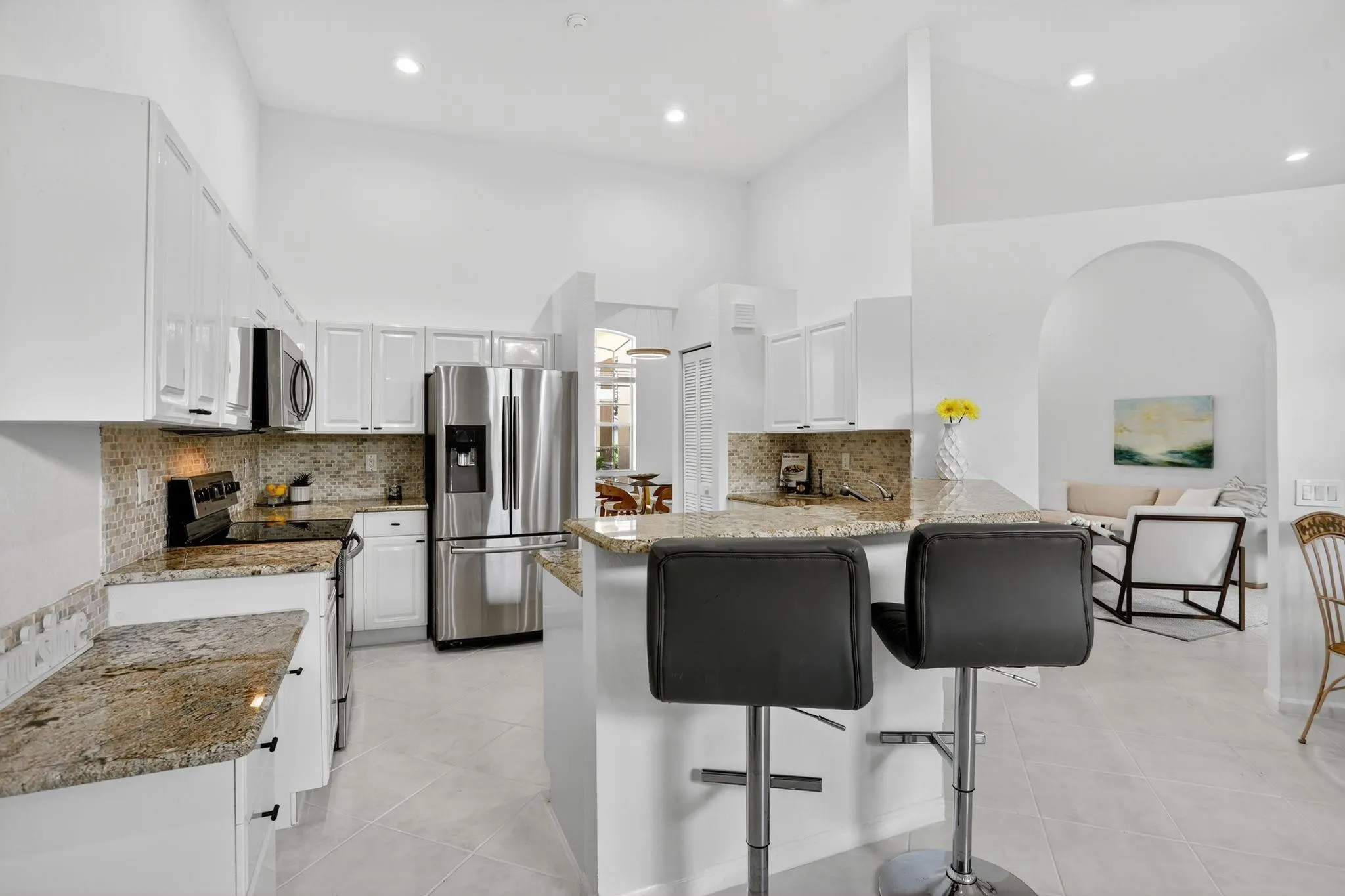 2807 Oakbrook Ln
