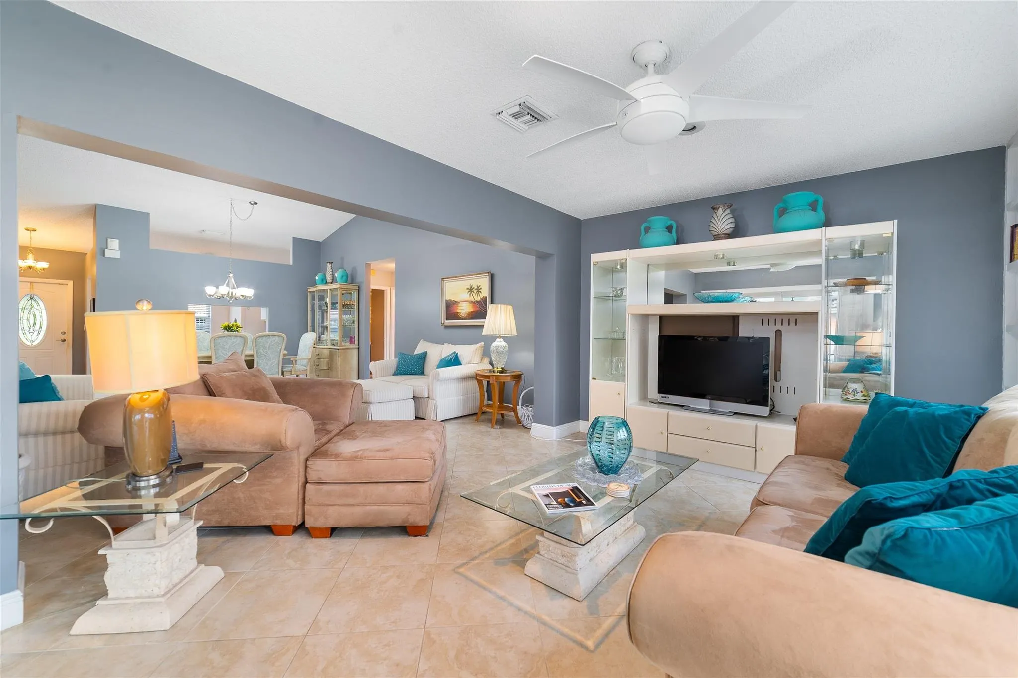 21314 Chinaberry Dr