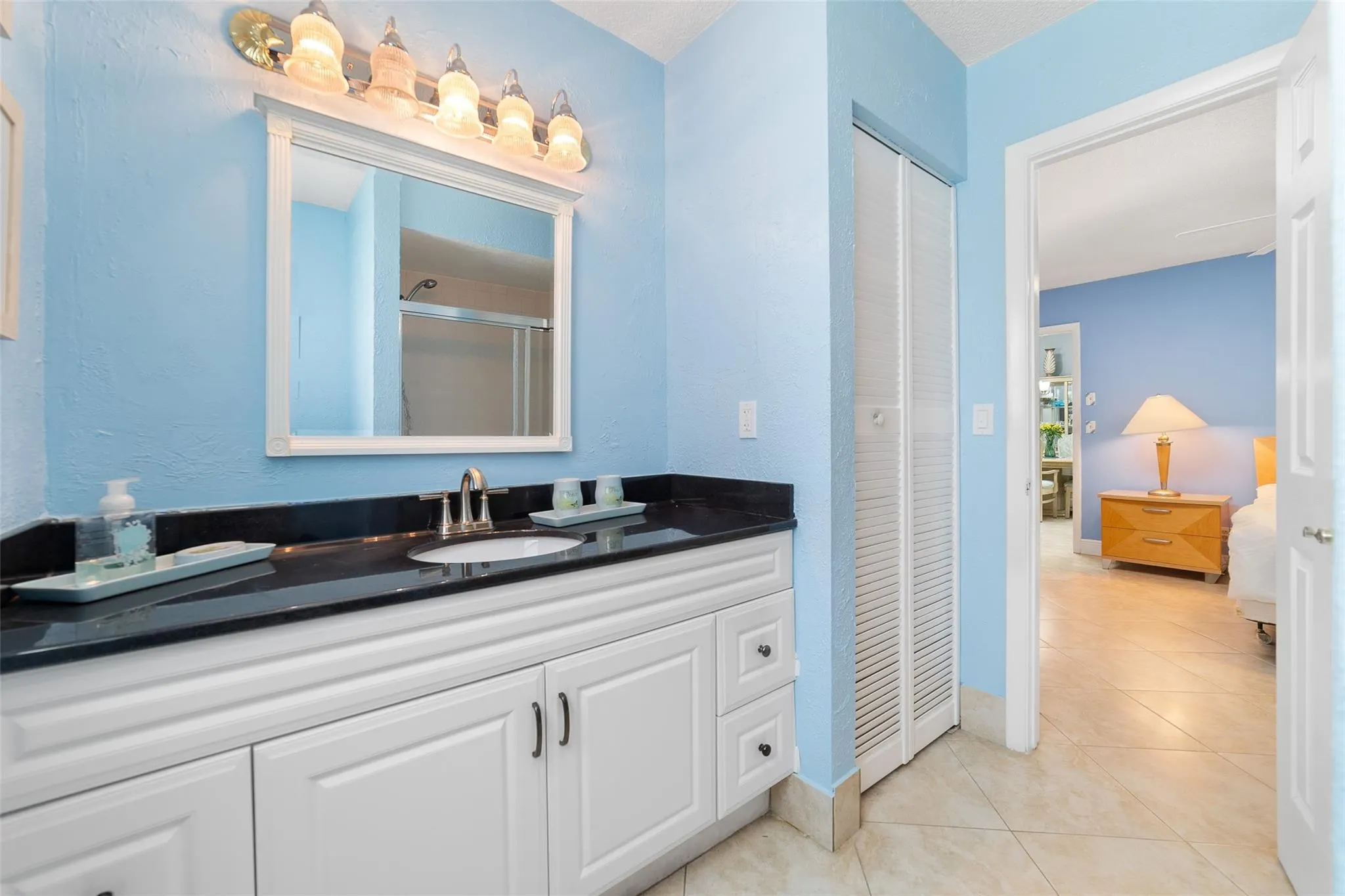 21314 Chinaberry Dr