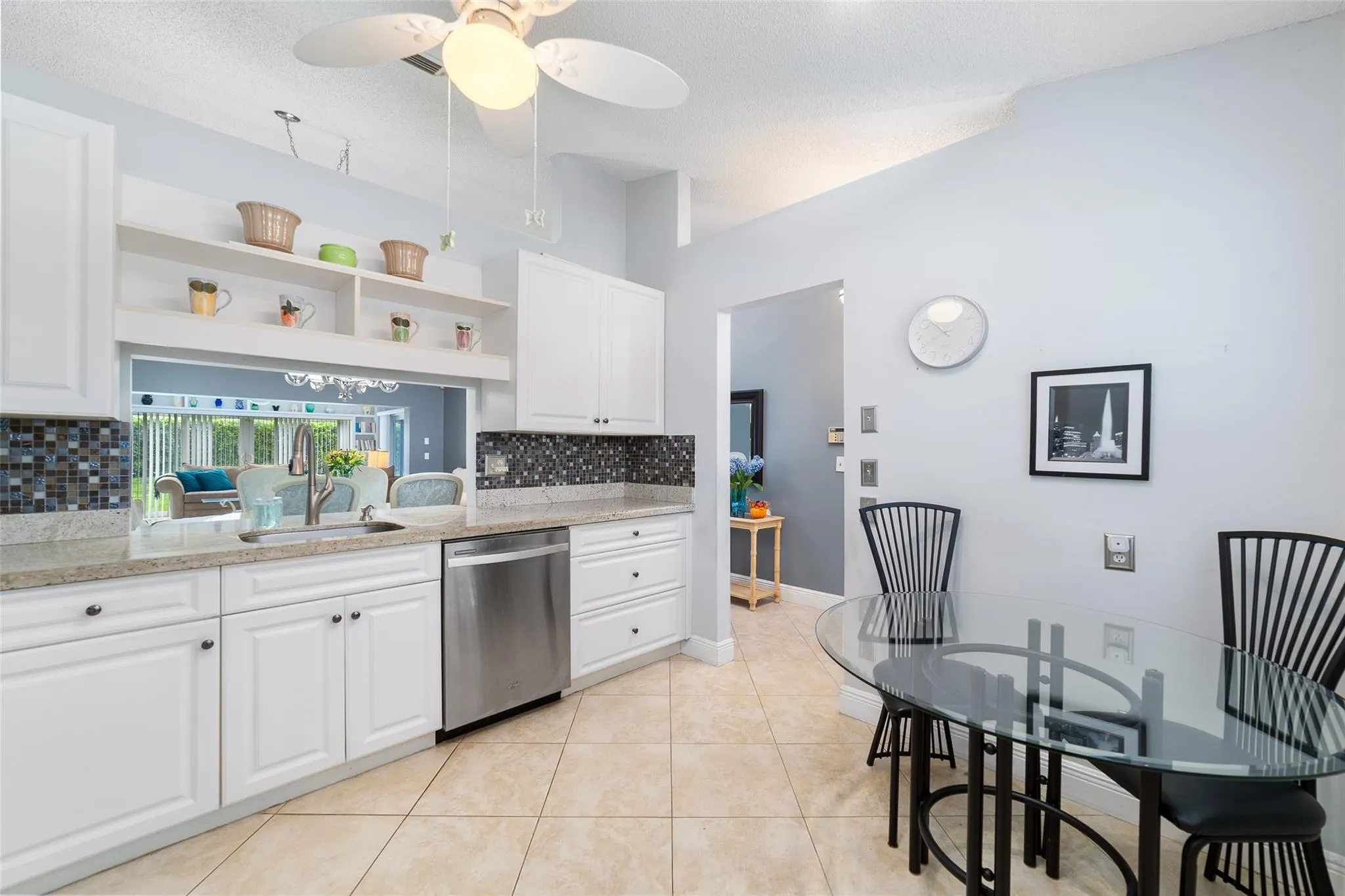 21314 Chinaberry Dr