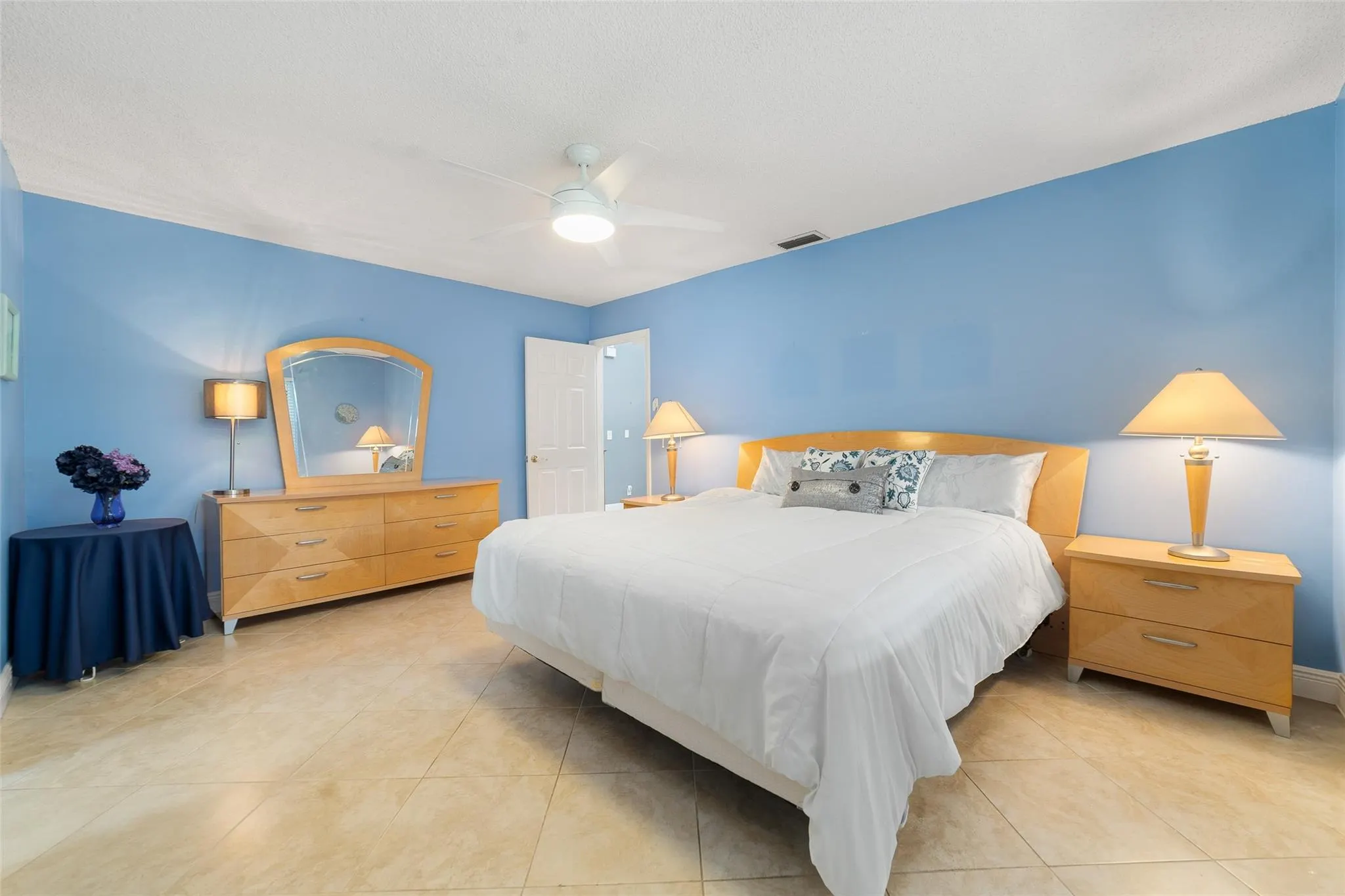21314 Chinaberry Dr