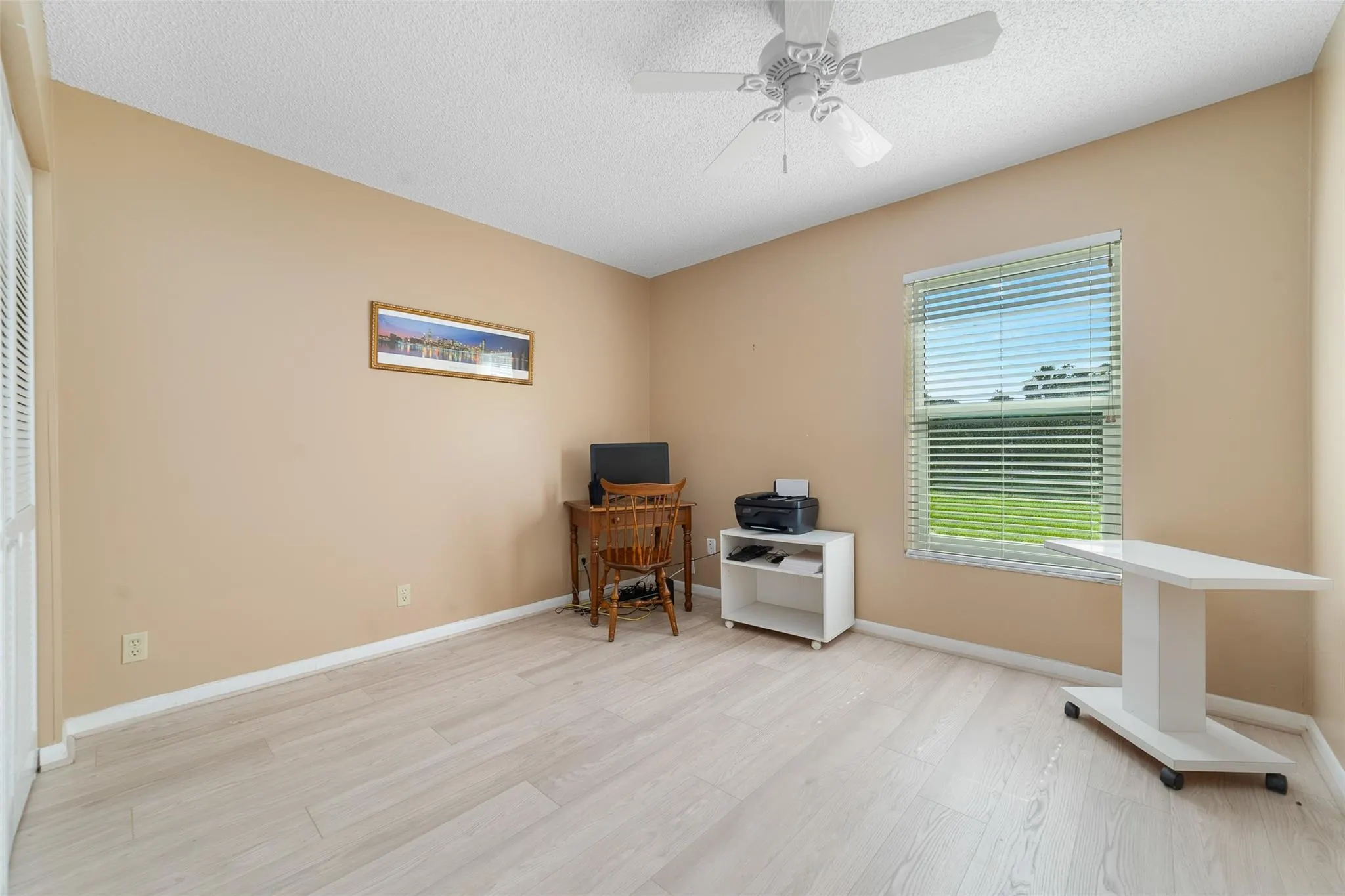 21314 Chinaberry Dr